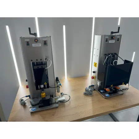 Półautomatyczna zakręcarka CC-1000 3